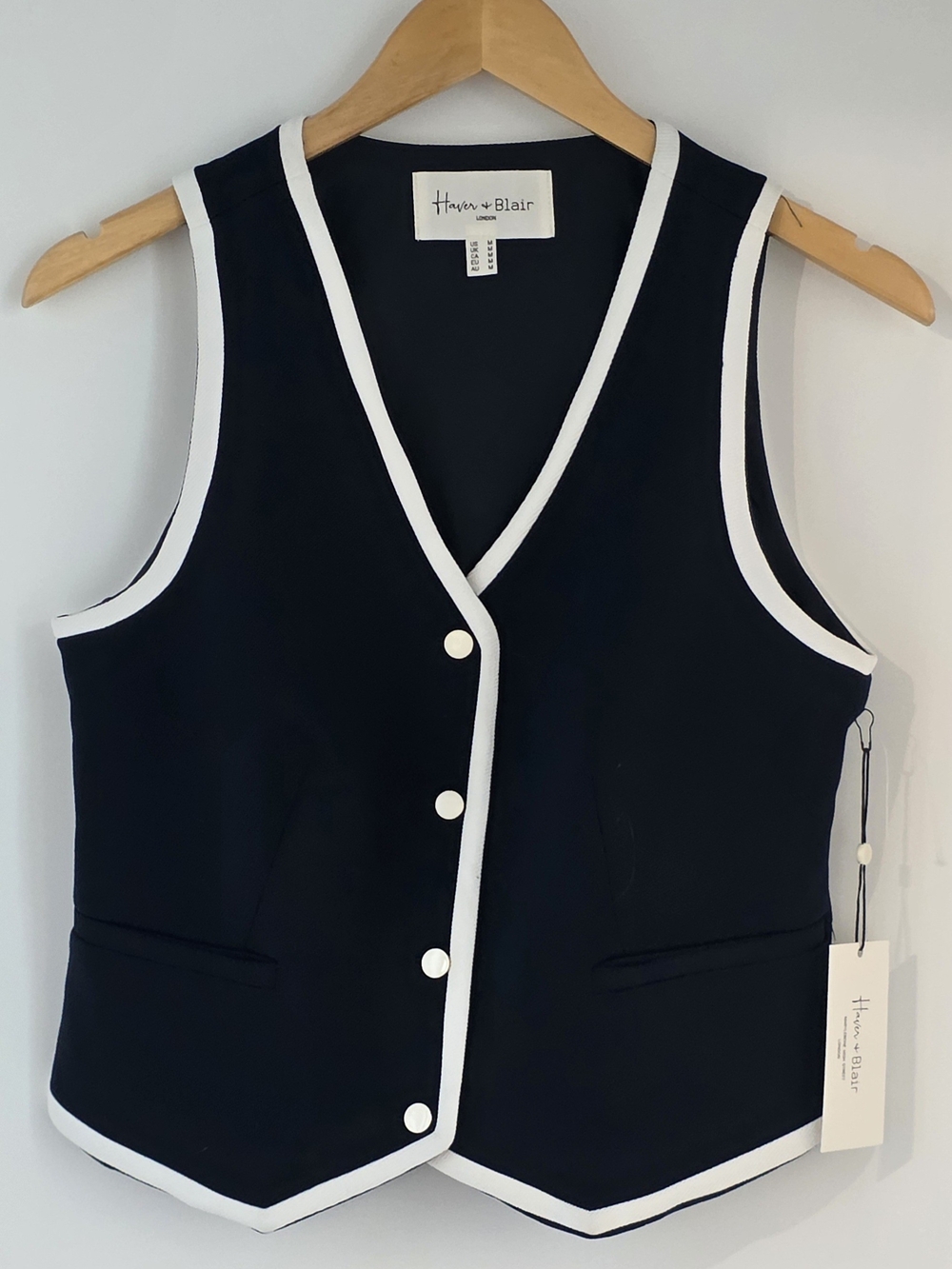 Haver & Blair Midnight Blue  w/ White Trim & Buttons Sleeveless Vest Size Medium